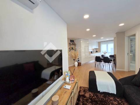 Apartamento T2 - Loures