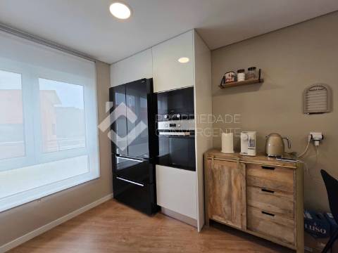 Apartamento T2 - Loures