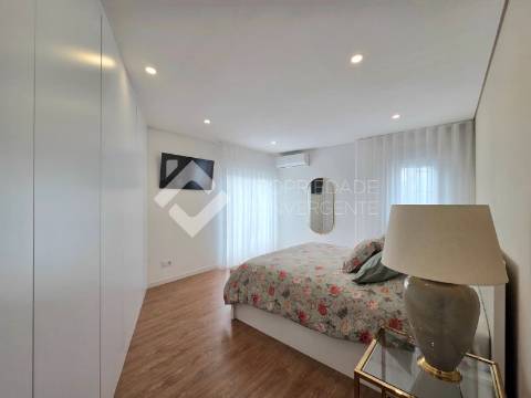 Apartamento T2 - Loures