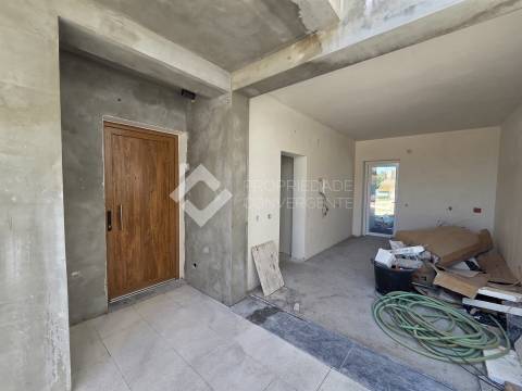 Moradia Isolada T4 com piscina - Azeitão