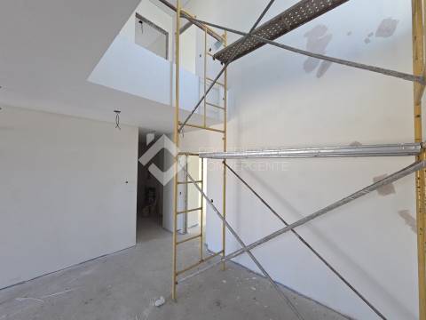 Moradia Isolada T4 com piscina - Azeitão