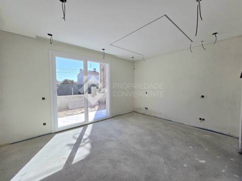 Moradia Isolada T4 com piscina - Azeitão