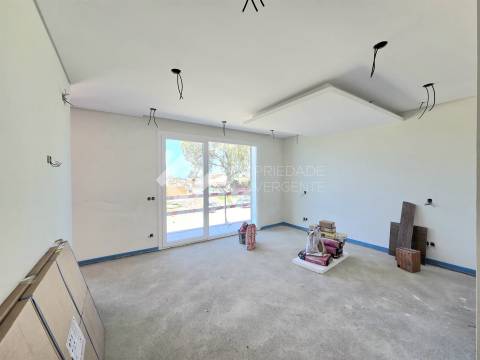 Moradia Isolada T4 com piscina - Azeitão