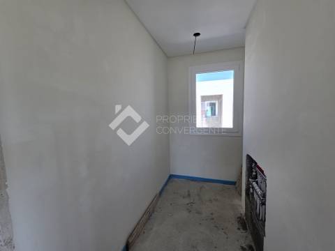 Moradia Isolada T4 com piscina - Azeitão