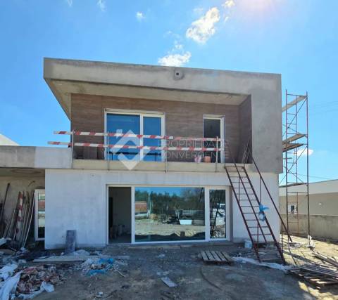 Moradia Isolada T4 com piscina - Azeitão