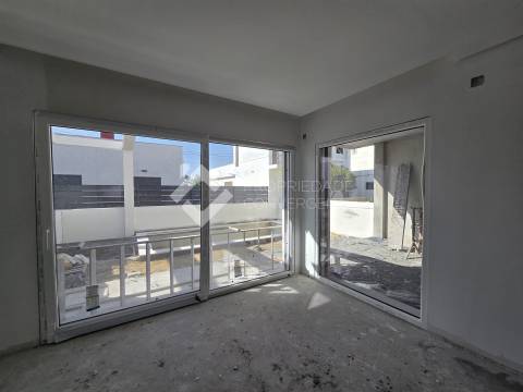 Moradia Geminada T3 - Pinhal do General