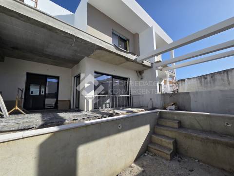 Moradia Geminada T3 - Pinhal do General