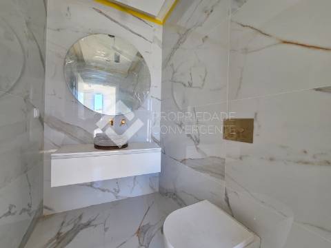 Moradia Geminada T4 - Fernão Ferro