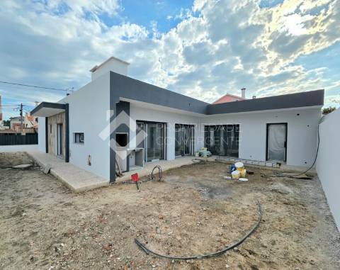 Moradia Térrea Isolada T4 - Quinta do Conde