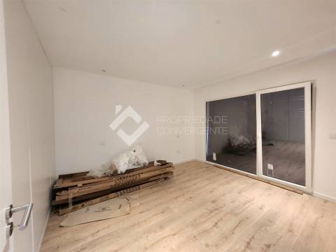 Moradia Isolada T4 com piscina - Azeitão