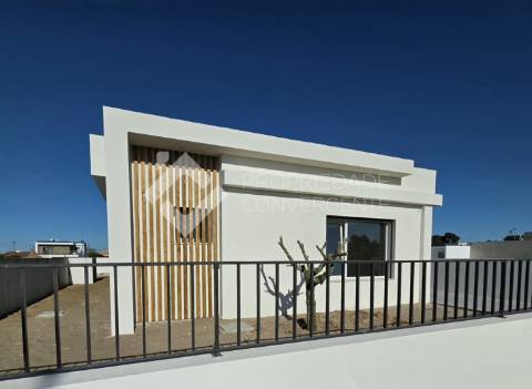 Moradia Isolada T3 com piscina - Azeitão