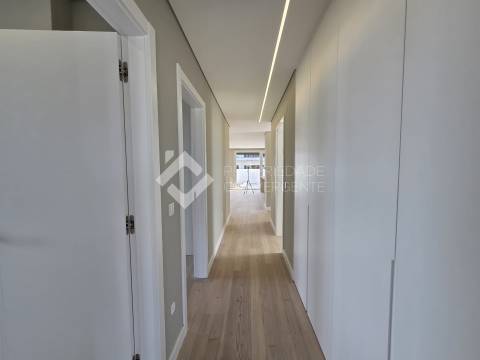 Moradia Isolada T3 com piscina - Azeitão