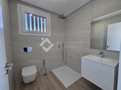Moradia Isolada T3 com piscina - Azeitão