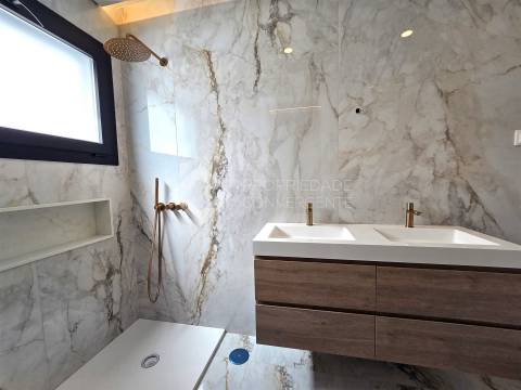 Moradia Isolada T4 com piscina - Azeitão