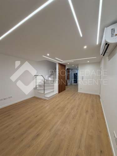 Moradia Geminada T3 - Quinta do Conde