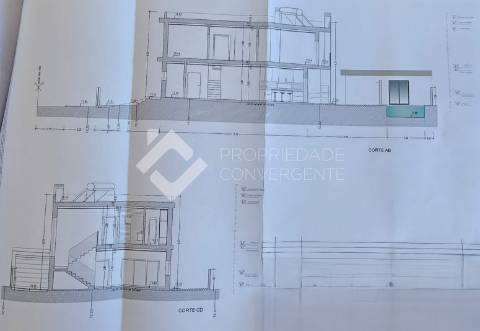 Moradia Isolada T4 com piscina - Azeitão