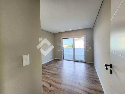 Moradia T3 - Pinhal do General, Fernão Ferro