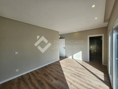 Moradia T3 - Pinhal do General, Fernão Ferro