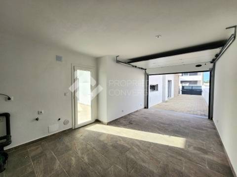 Moradia T3 - Pinhal do General, Fernão Ferro