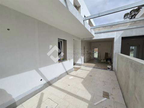 Moradia Isolada T4 com piscina - Azeitão