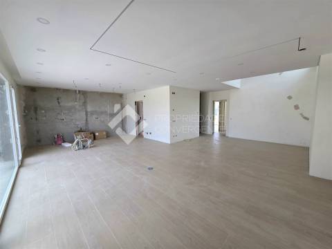 Moradia Isolada T4 com piscina - Azeitão