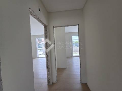 Moradia Isolada T4 com piscina - Azeitão