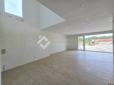 Moradia Isolada T4 com piscina - Azeitão