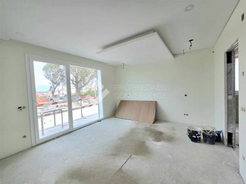 Moradia Isolada T4 com piscina - Azeitão