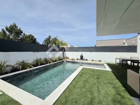 Moradia Térrea Isolada T4 - Pinhal do General