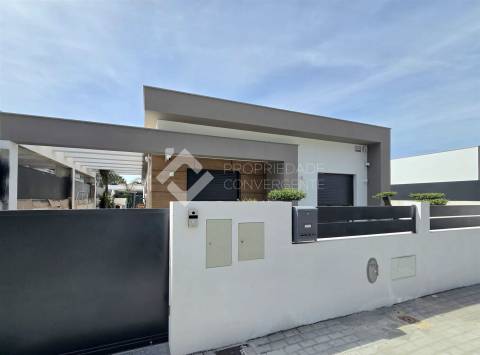 Moradia Térrea Isolada T4 - Pinhal do General