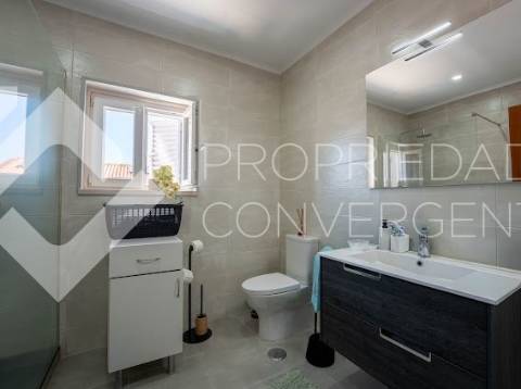 Moradia Isolada T5 com piscina - Azeitão