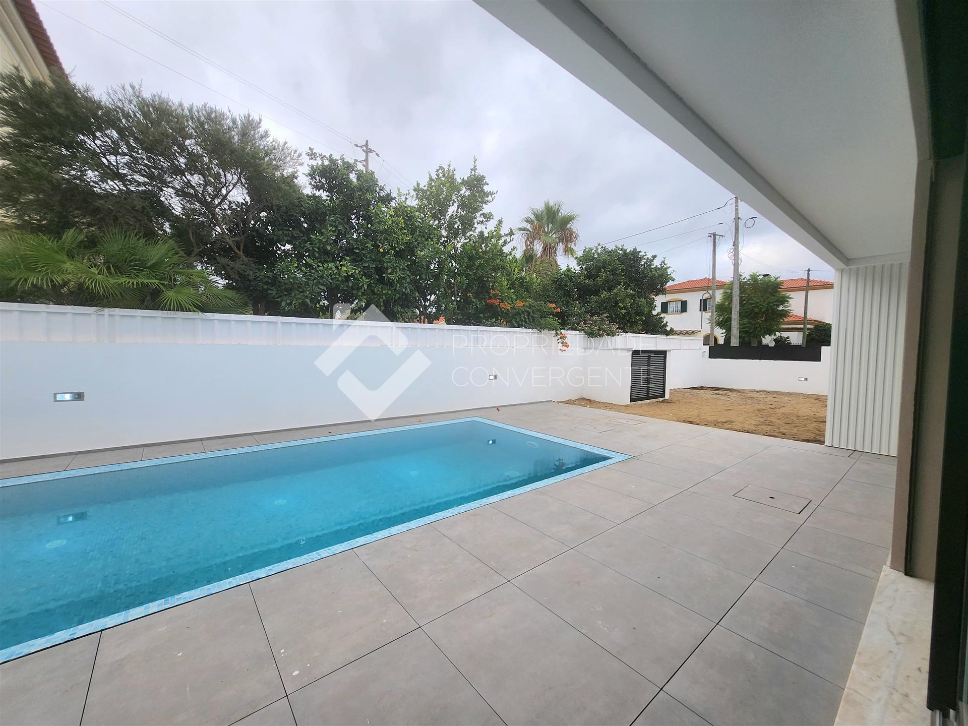 Moradia Isolada T3 com piscina - Azeitão