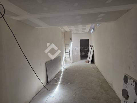 Apartamento T4 - Coina