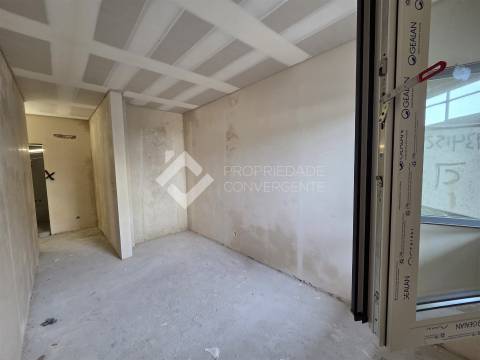 Apartamento T4 - Coina