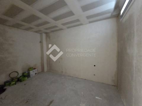 Apartamento T4 - Coina