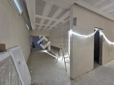 Apartamento T4 - Coina