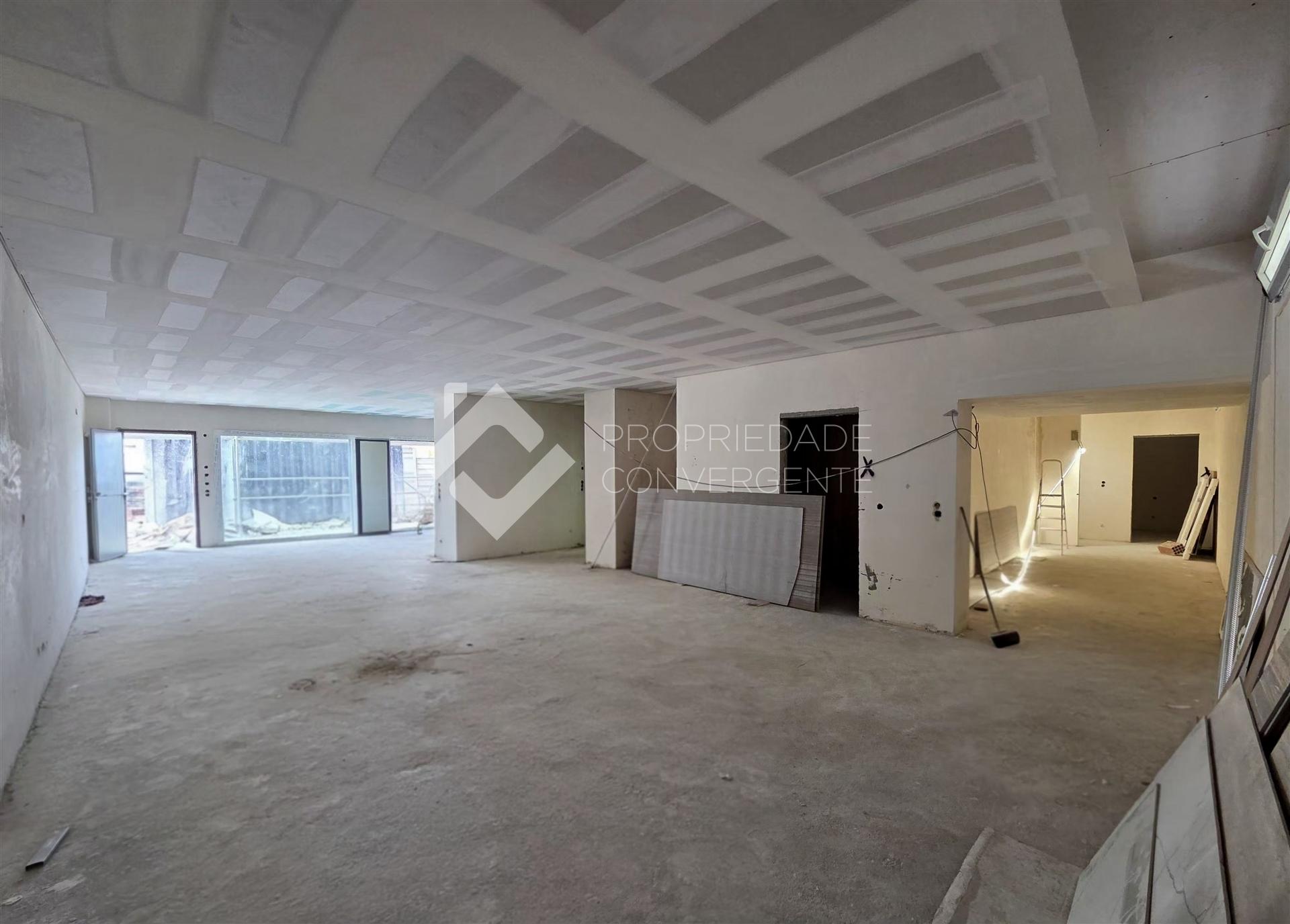 Apartamento T4 - Coina
