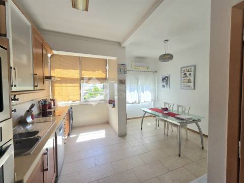 Apartamento T2 - Azeitão