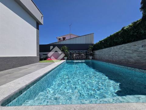 Moradia Térrea Isolada T3+1 com piscina - Pinhal do General