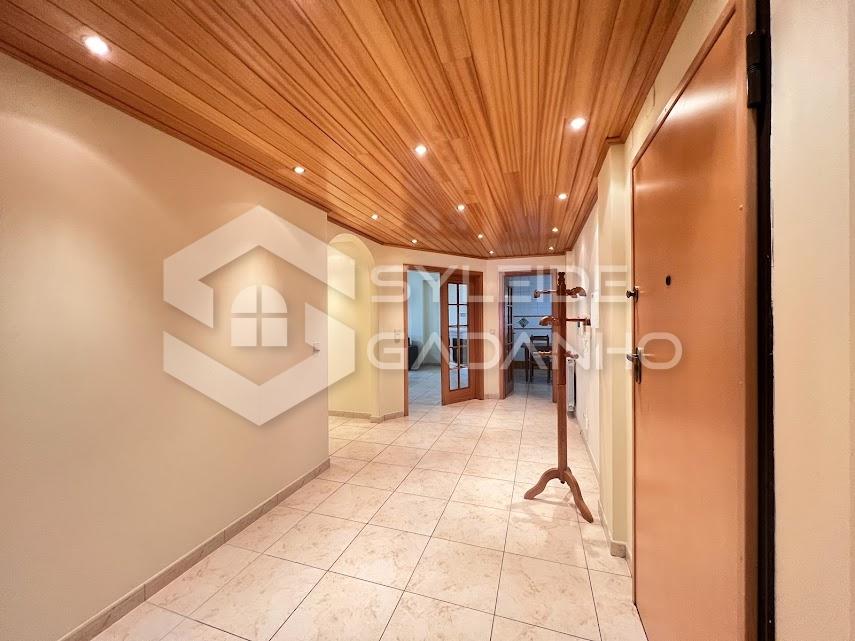 QUARTOS para ARRENDAMENTO em apartamento T4 com SALA na ANIL