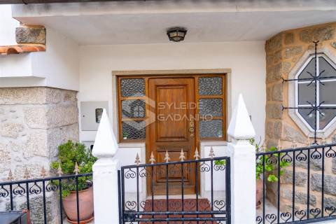 Moradia Isolada T8 Venda em Cantar-Galo e Vila do Carvalho,Covilhã