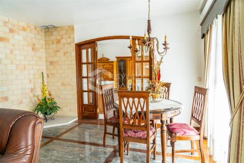 Moradia Isolada T8 Venda em Cantar-Galo e Vila do Carvalho,Covilhã