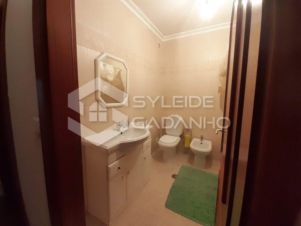 Quarto para estudante na ANIL próximo à Faculdade de Medicina da UBI