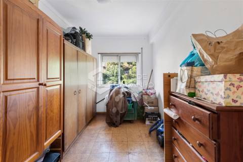 Apartamento T4 para VENDA na Calçada das Poldras, zona baixa da Covilhã