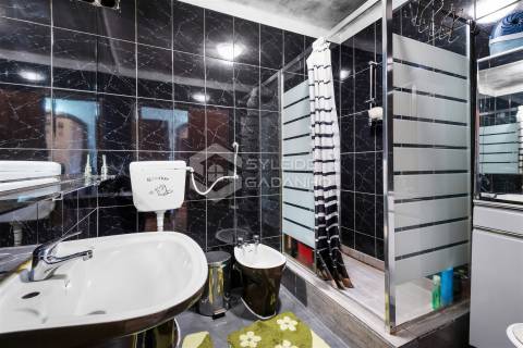 Apartamento T4 para VENDA na Calçada das Poldras, zona baixa da Covilhã