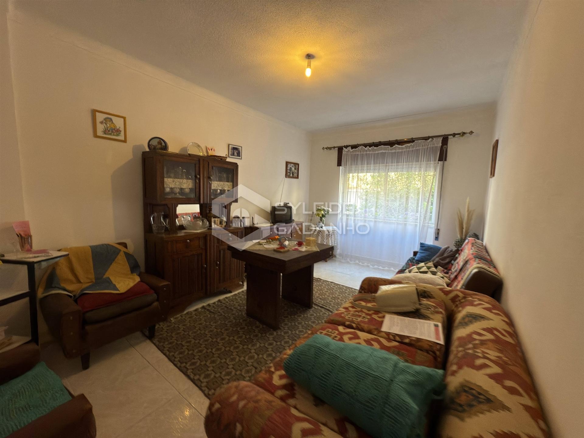 APARTAMENTO T2 COM LOGRADOURO PARA VENDA NA COVILHÃ