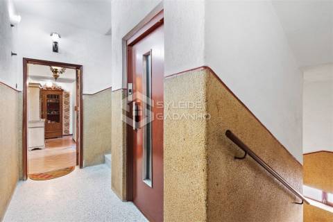 Apartamento T3 à Venda na Covilhã - Bloco Estrela