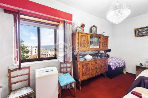 Apartamento T3 à Venda na Covilhã - Bloco Estrela