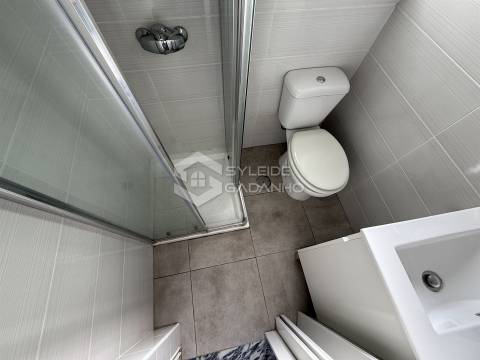 Apartamento T4 para ARRENDAMENTO na Covilhã