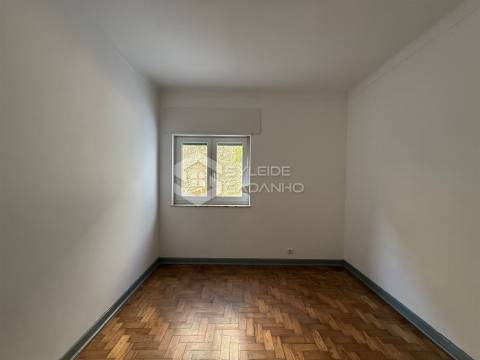 Apartamento T4 para ARRENDAMENTO na Covilhã